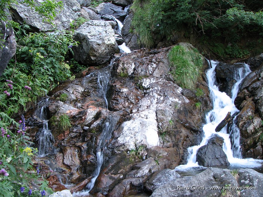 Valcorte 044.jpg - Cascate in Valle della Corte